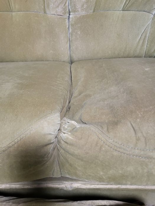 Кутовий диван в доброму стані