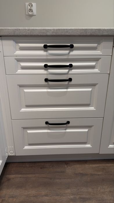 Wyposazona kuchnia ze sprzetem AGD