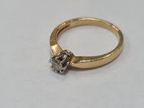 Piękny złoty pierścionek damski/ Brylant ~~ 0.15 CT/ 2.33 gram/ R11