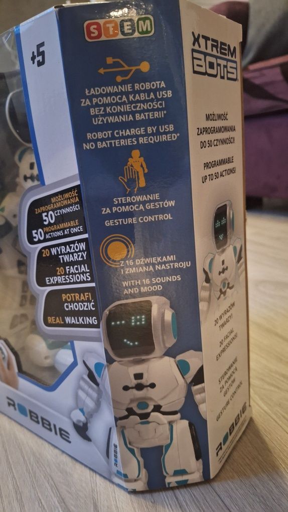 Robot Xtream Bots z pilotem