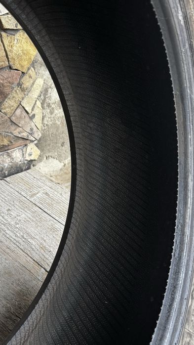 Зимові шини 215/55/R16