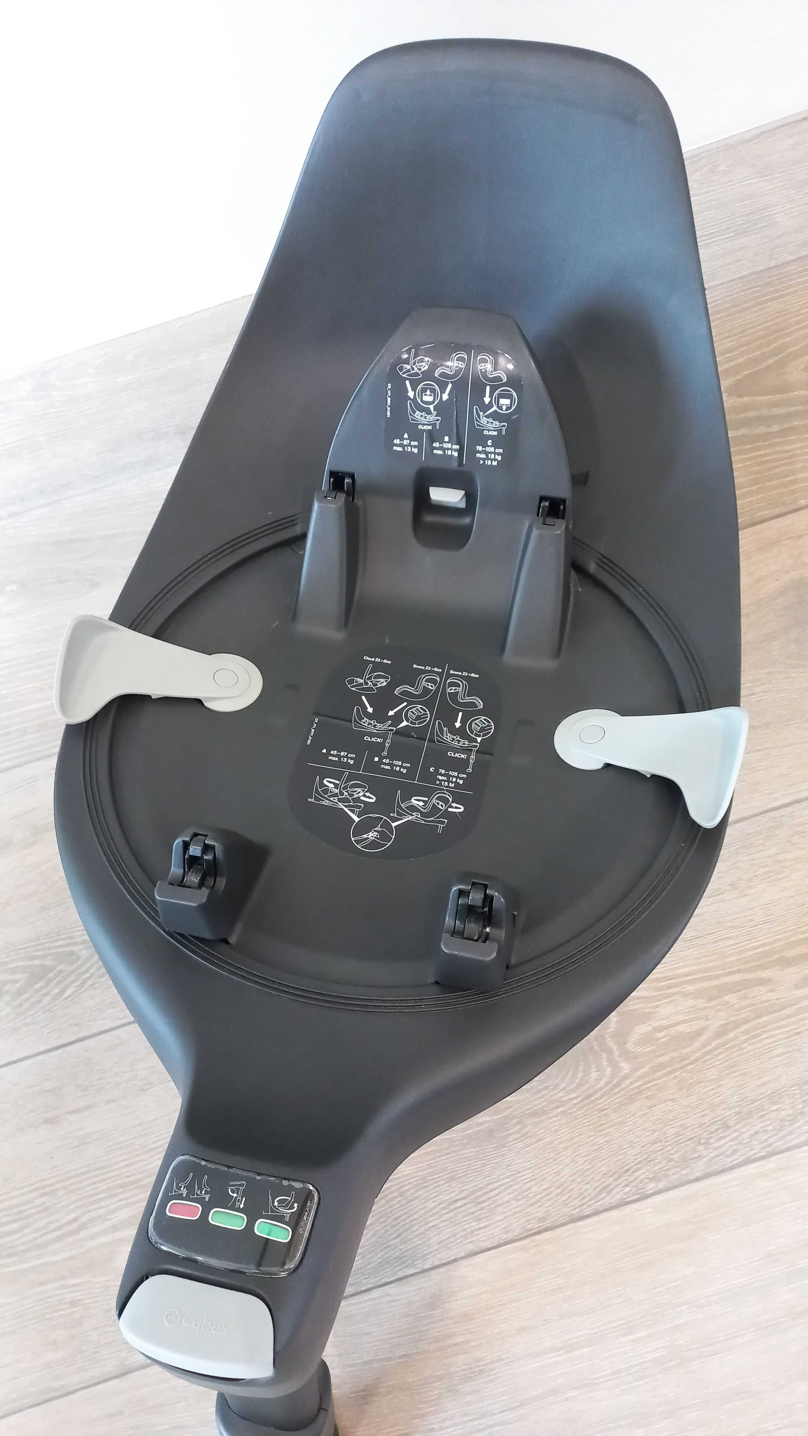 Автокресло Cybex Cloud Z2 + база Isofix