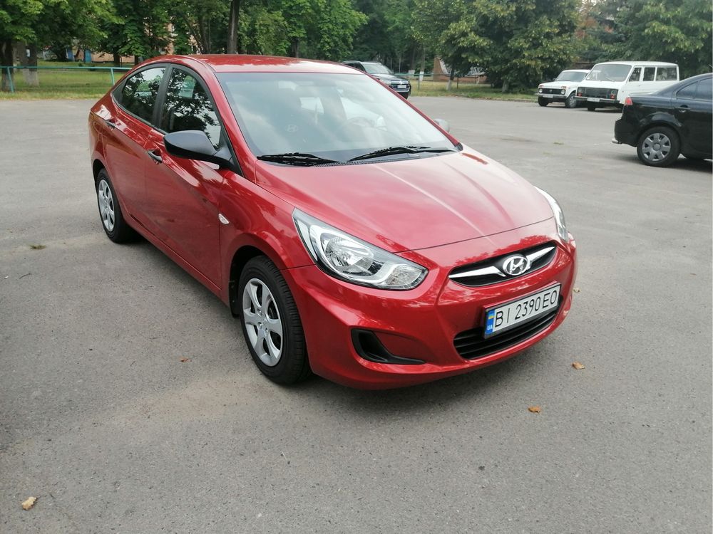 Ореда авто Хюндай Акцент аренда авто