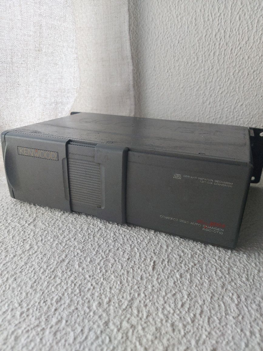 Caixa de CD's Auto rádio Kenwood KDC-C710