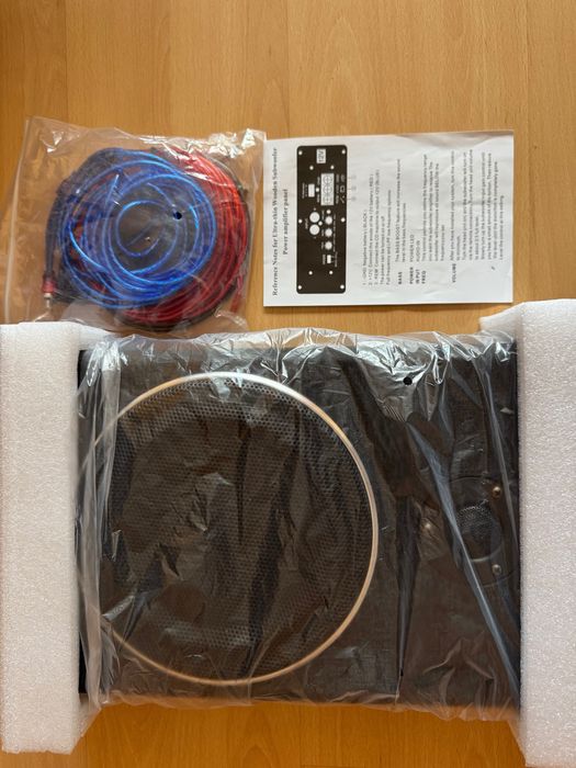 Subwoofer aktywny pod siedzenie