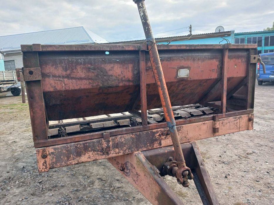 Причіп-Розкидач.