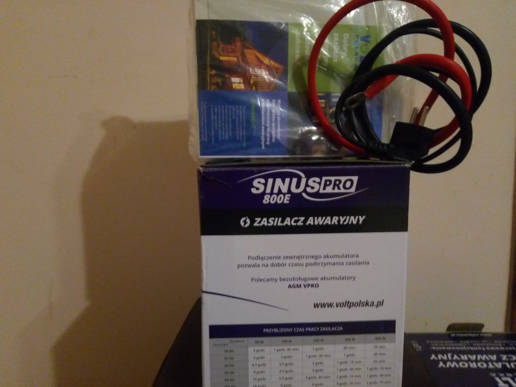 VOLT SINUS PRO 800 E 12/230V (800VA/500W)