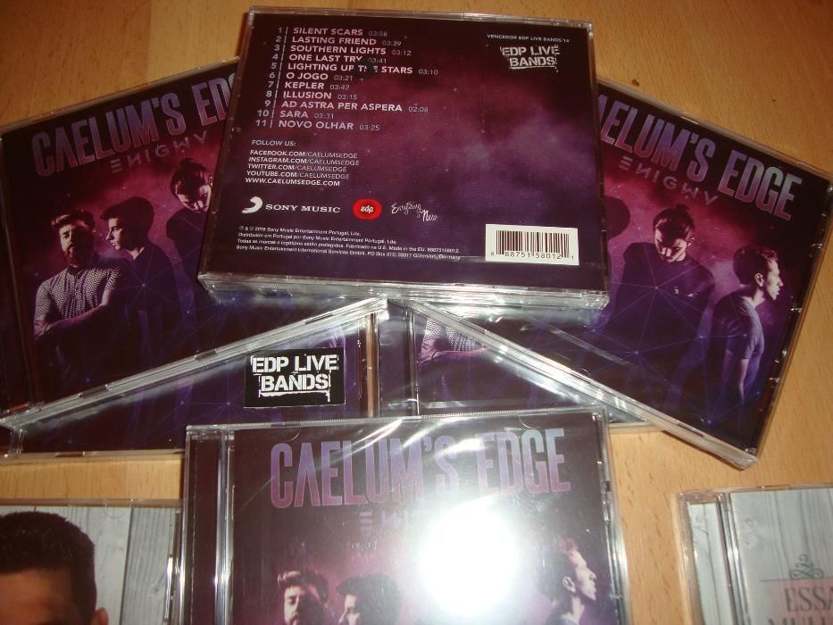 Cd´s Música de Caelum´s Edge e Santiago (Novos)