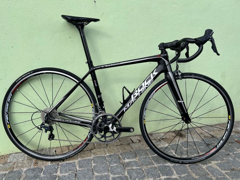 Bicicleta estrada em carbono