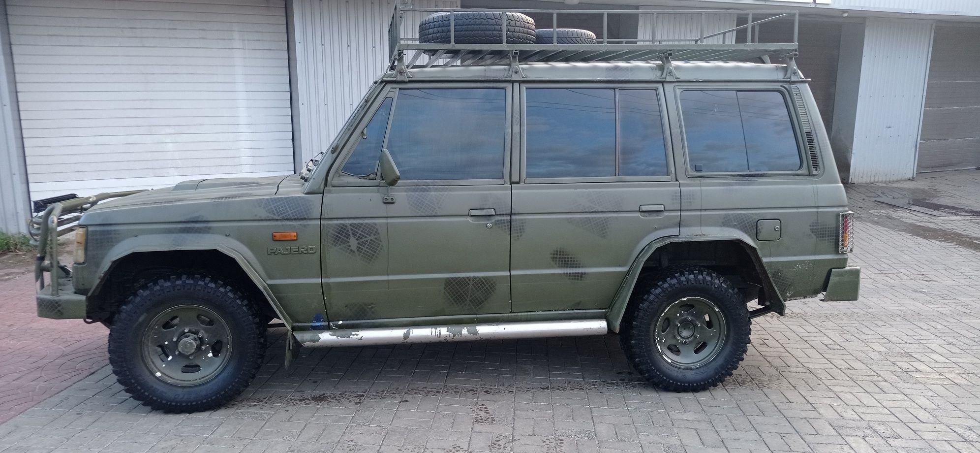 У продажу Mitsubishi Pajero 2.5 дизель 1989