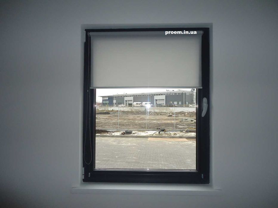 Ролеты и жалюзи. Белые, серые, бежевые и другие популярные цвета