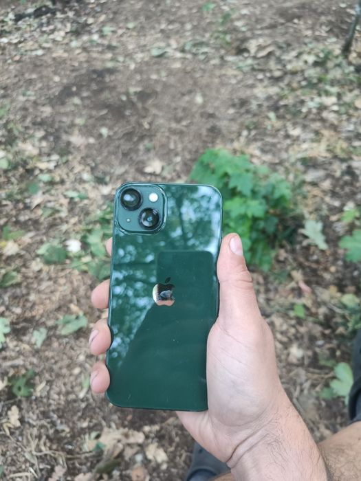 Продам iPhone 13 на 256 з батареєю 94проценти