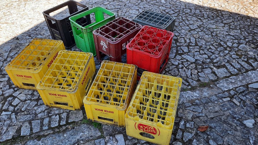 Caixas de Superbock e outras