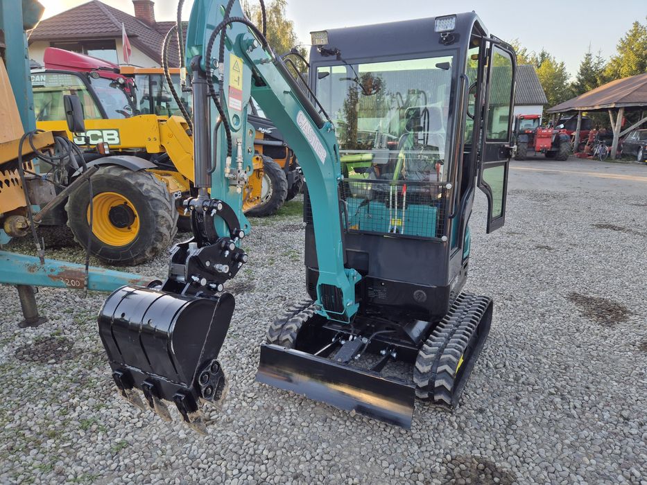 Minikoparka 1.8 T. Kubota, Caster. + Osprzęt 9 szt w cenie. OKAZJA.