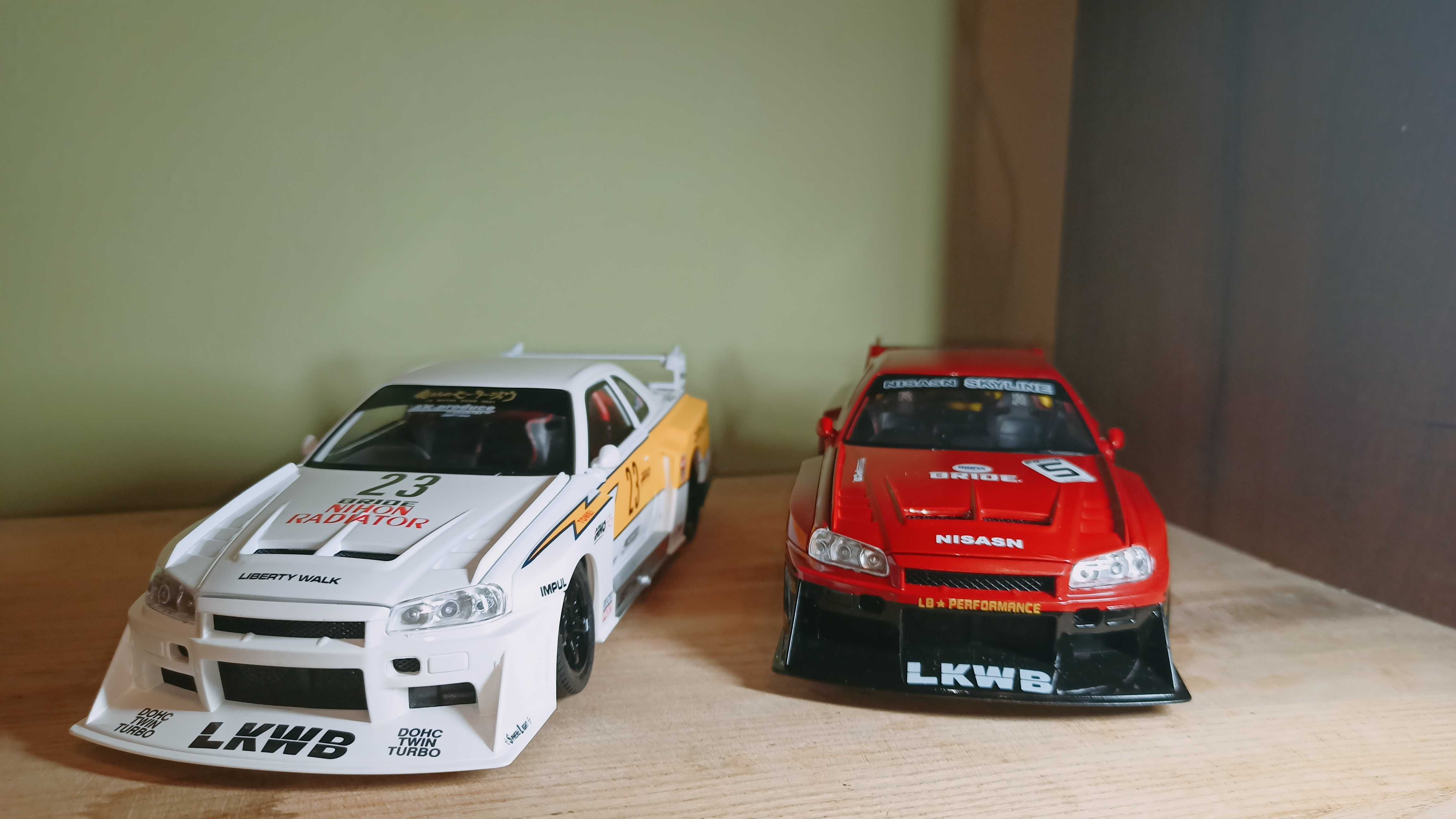 Nissan Skyline GT-R R34 Модель 1:24 розмір як у Jada