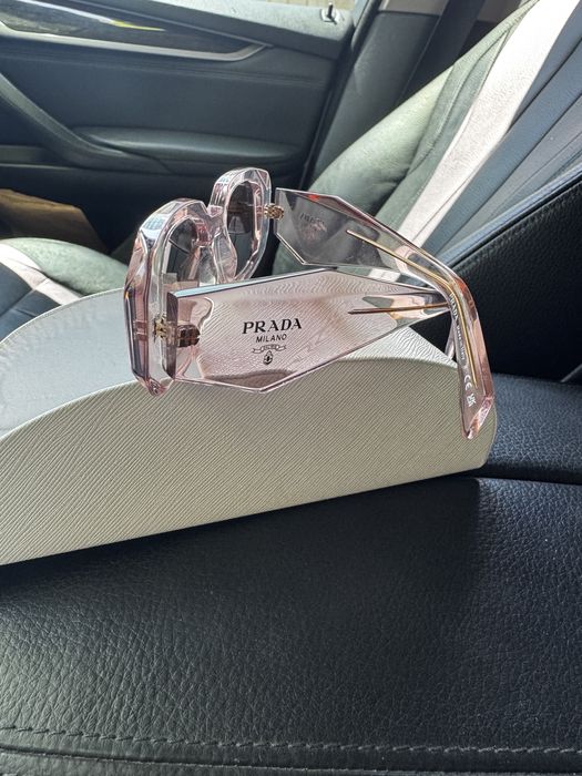 Окуляри Prada , оригінал
