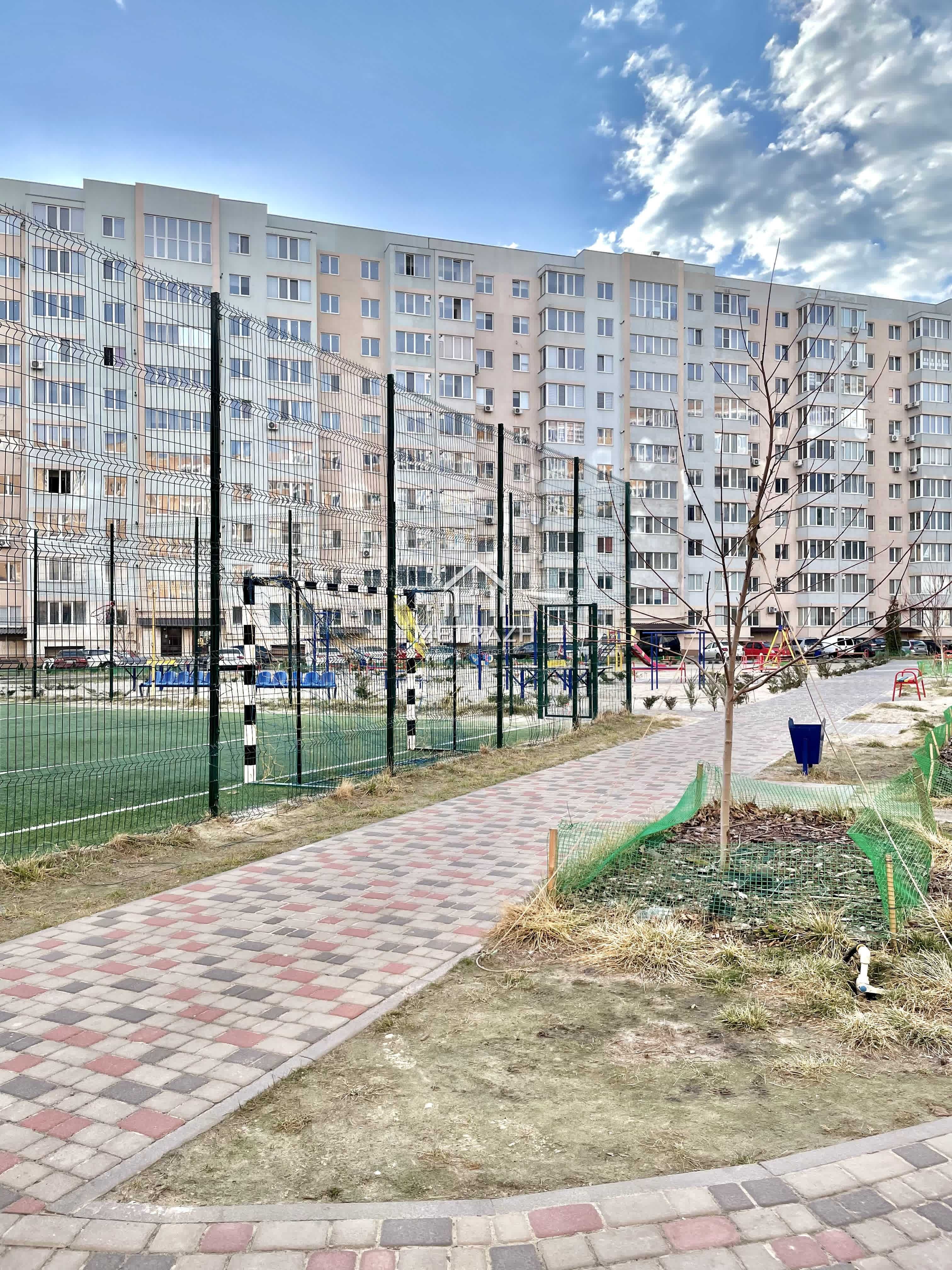 ЖК Лазурный 2к квартира Автономное отопление метро Центр рынок