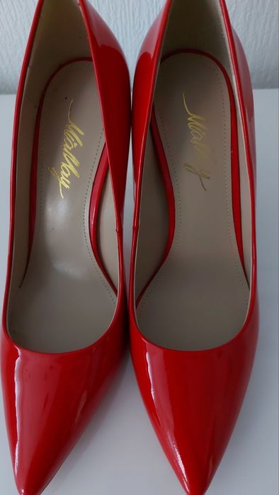 Туфлі на шпильці, червоний лак, 38 розмір