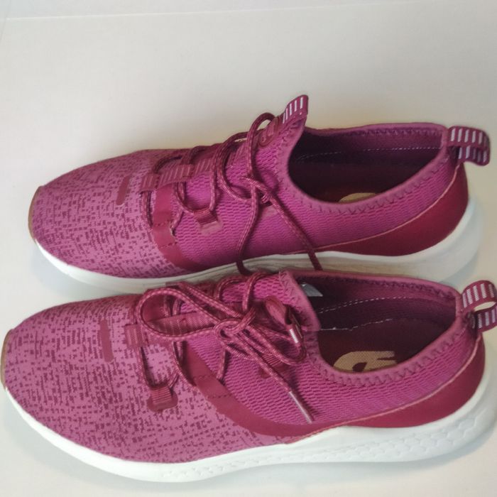 New Balance buty do biegania rozm.39 model WLAZRM