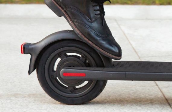 Електросамокат Xiaomi Ninebot E25E Kickscooter Black by Segway