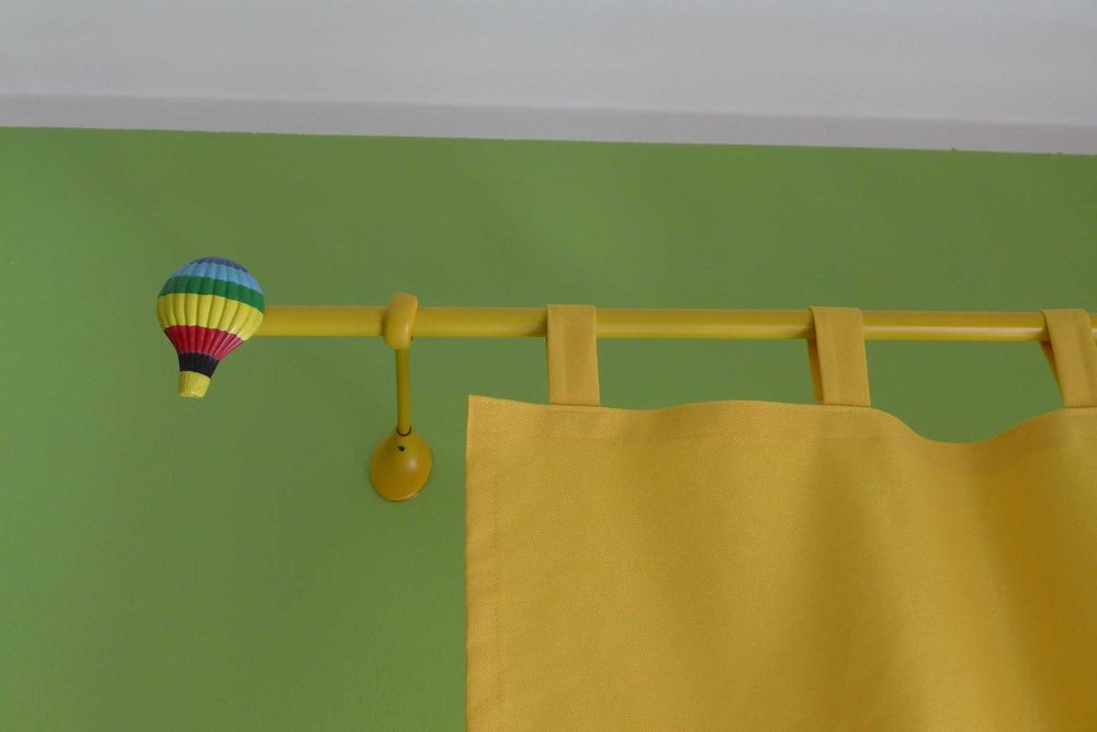 KARNISZE dziecięce wraz z dekoracją okienną