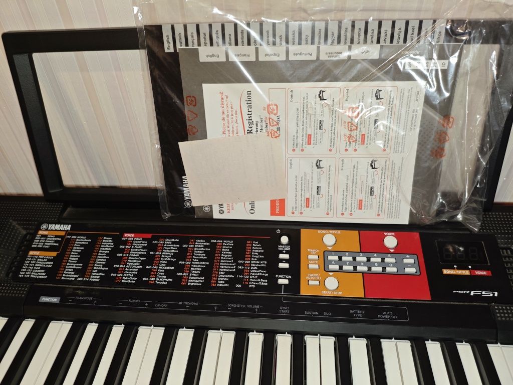 Синтезатор Yamaha psr-F51