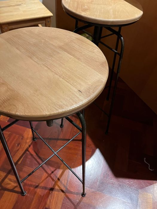 Bancos altos para ilha Zara Home
