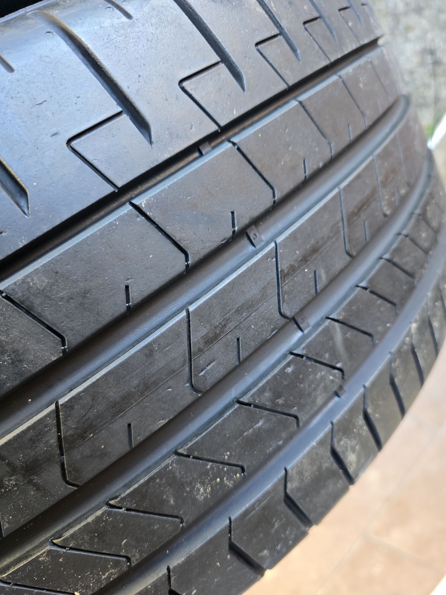 245/40/20 Pirelli p zero   z 23r. 6,5mm