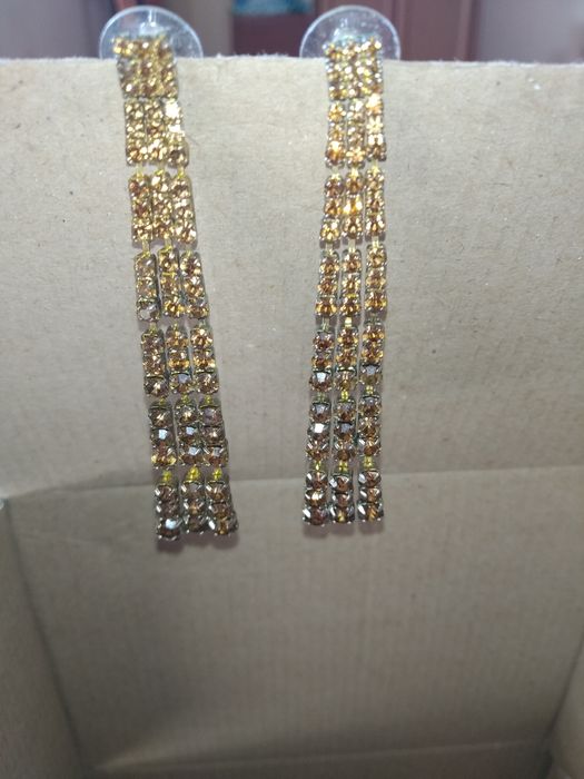 Серьги-гвоздики времён СССР