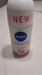 Nivea Damski antyperspirant Roll-on 50ml Fresh RoseTouch 48h