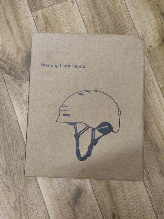 Kask rowerowy regulowany z oświetleniem LED rozmiar L 58-61cm