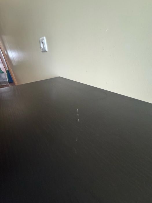 Mesa de cozinha e 2 cadeiras - IKEA