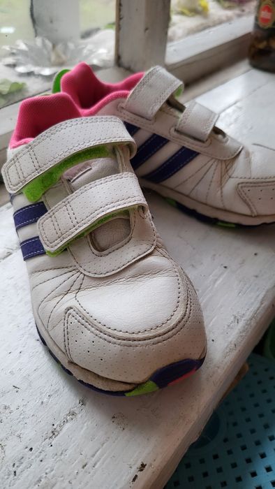 Дитячі кросівки adidas