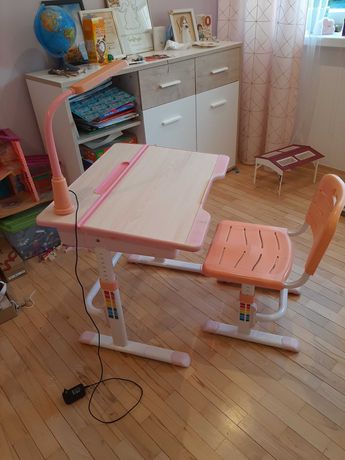 Biurko dziecięce,  krzesło