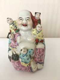 Фігурка Будди з дітьми