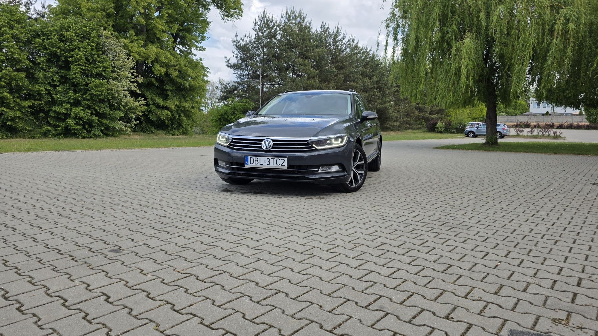 Passat B8 Polski Salon ( czytaj opis )
