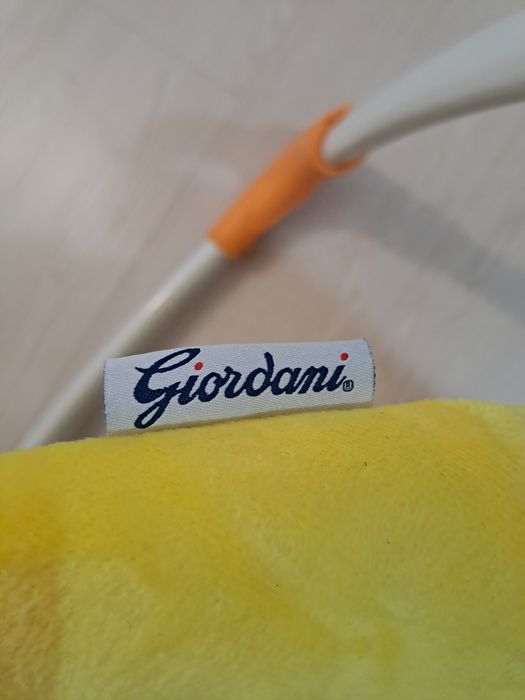 Baloiço a pilhas para bébé