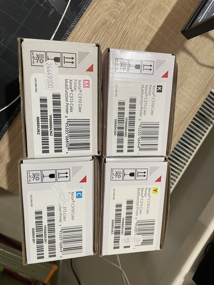 Картриджі Xerox c310