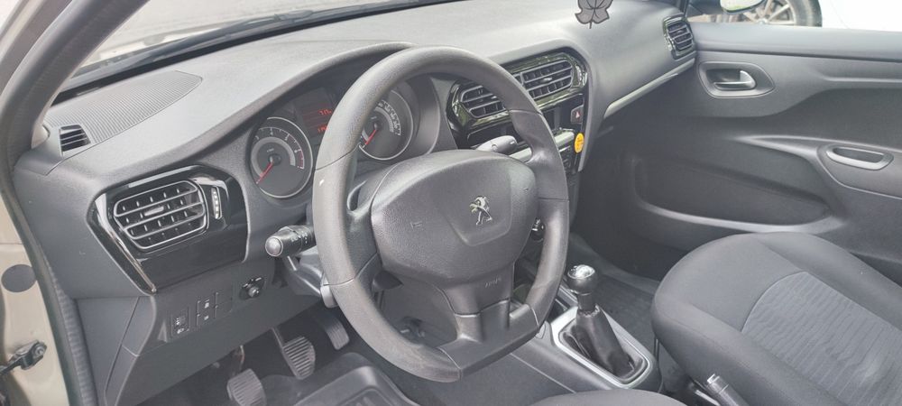 Peugeot 301 ( DOHMY)