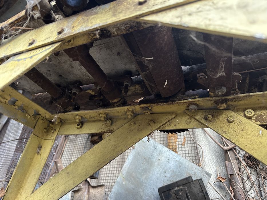 Пилораму с мотором