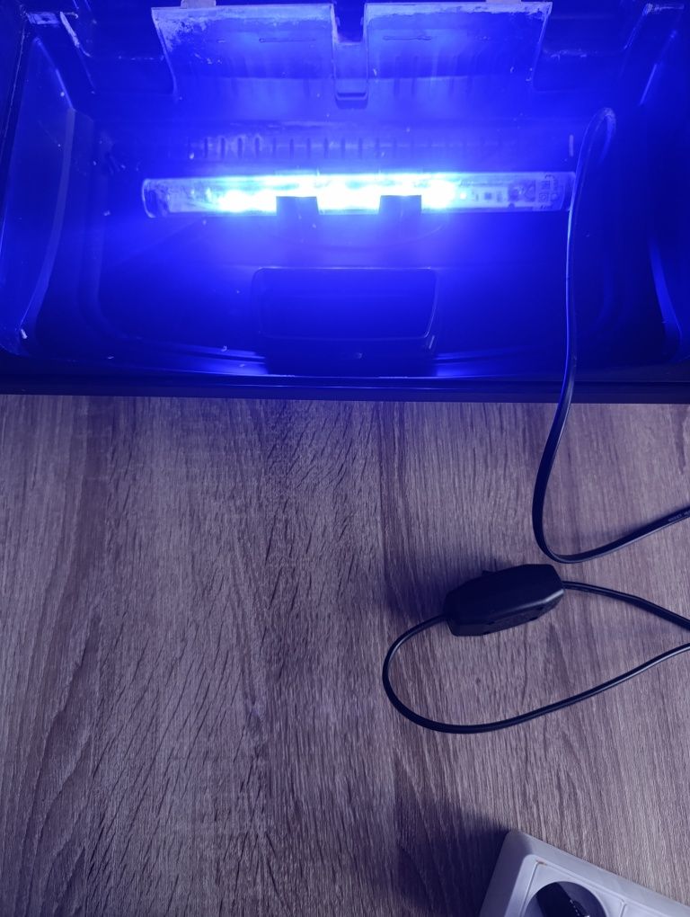 Pokrywa z oświetleniem