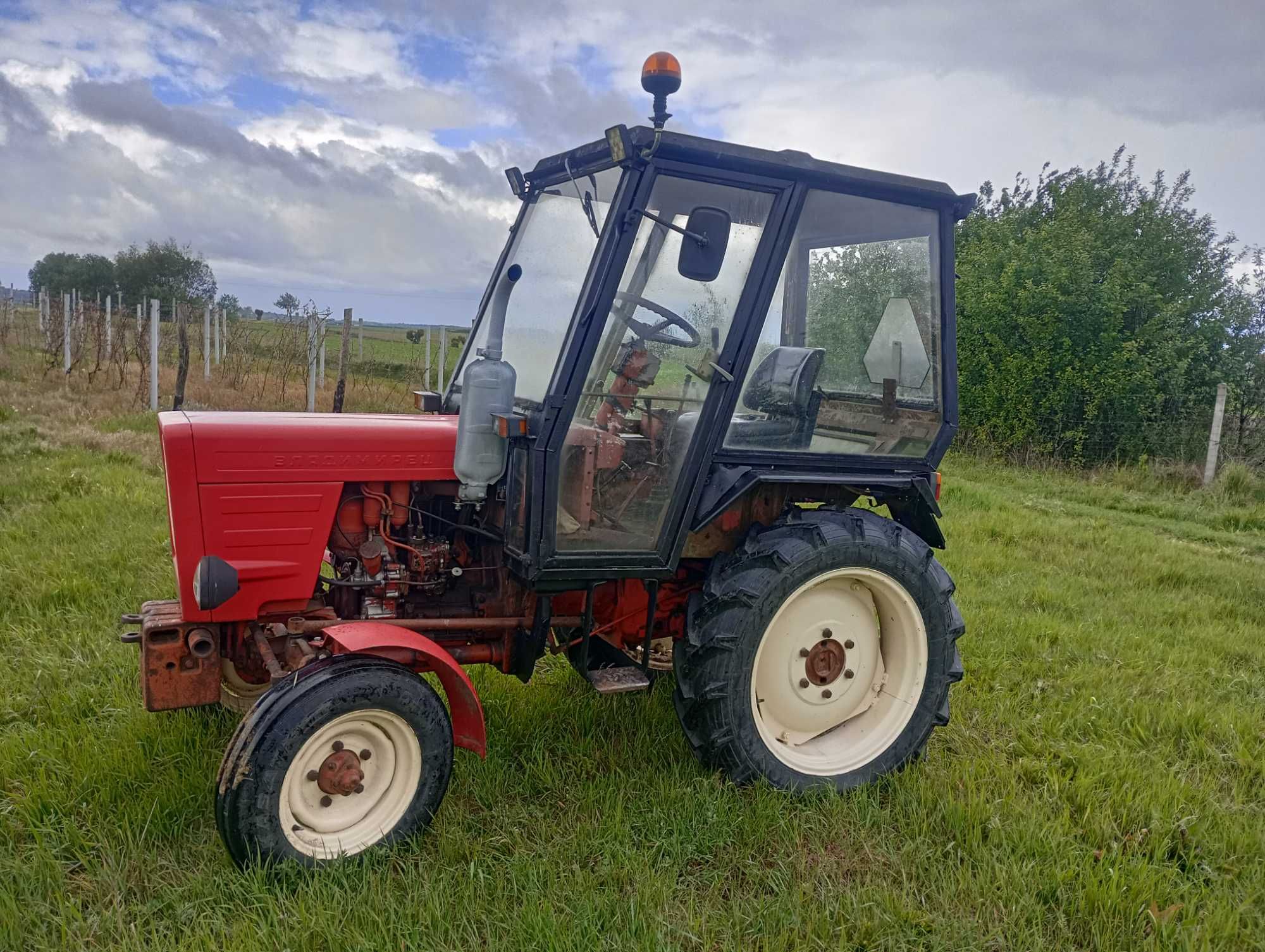 Traktor Wladimirec T 25 A1