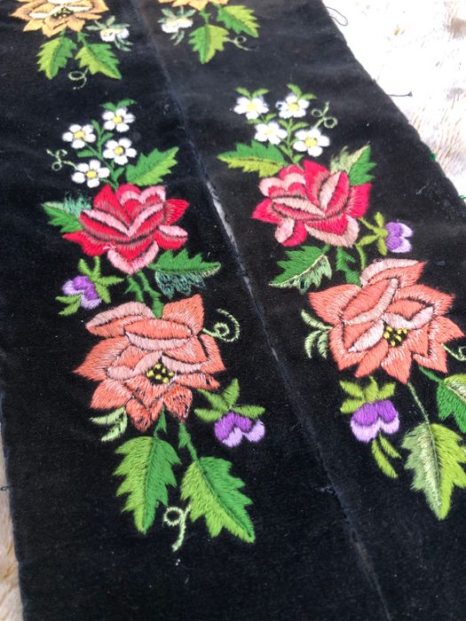 Stroj Łowicki  hafty