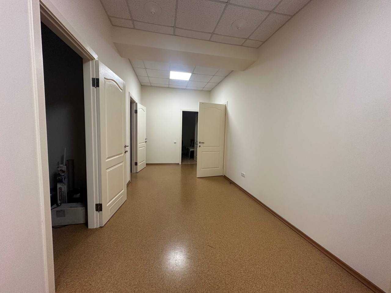Аренда офиса 210 м² в ЖК Подкова – готовое решение для вашего бизнеса!