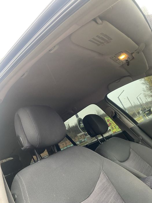 Продам автомобиль Renault Laguna 2