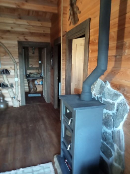 Montagem de casas pré fabricadas em madeira