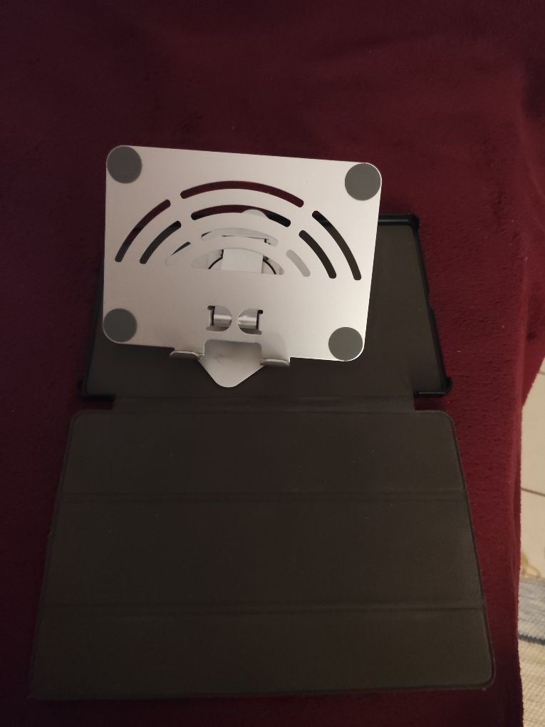 Vendo tab 11 da Lenovo esta em ótima qualidade.