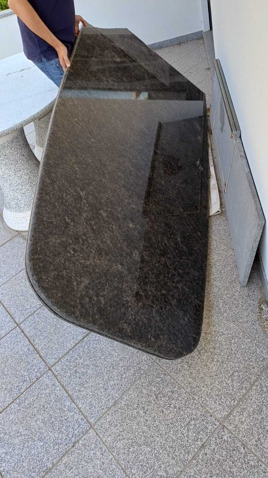 Vendo pedra granito preto