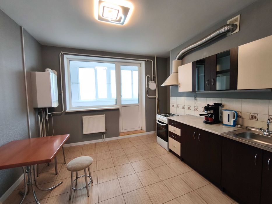 `Здам 1 кімн. квартиру, новобудова, автономне опалення, поруч центр