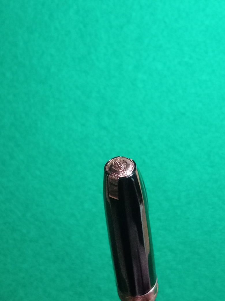 Ручка роллер- Visconti Материал: бронза, нержавеющая сталь